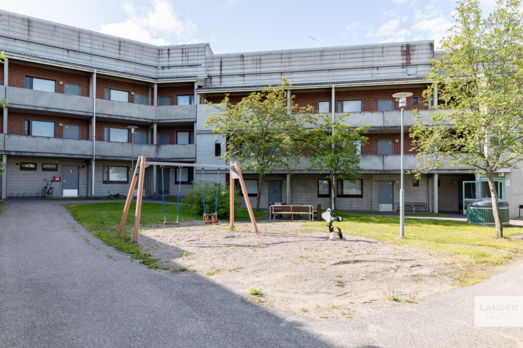 kiinteistön ulkokuva vaaksakatu