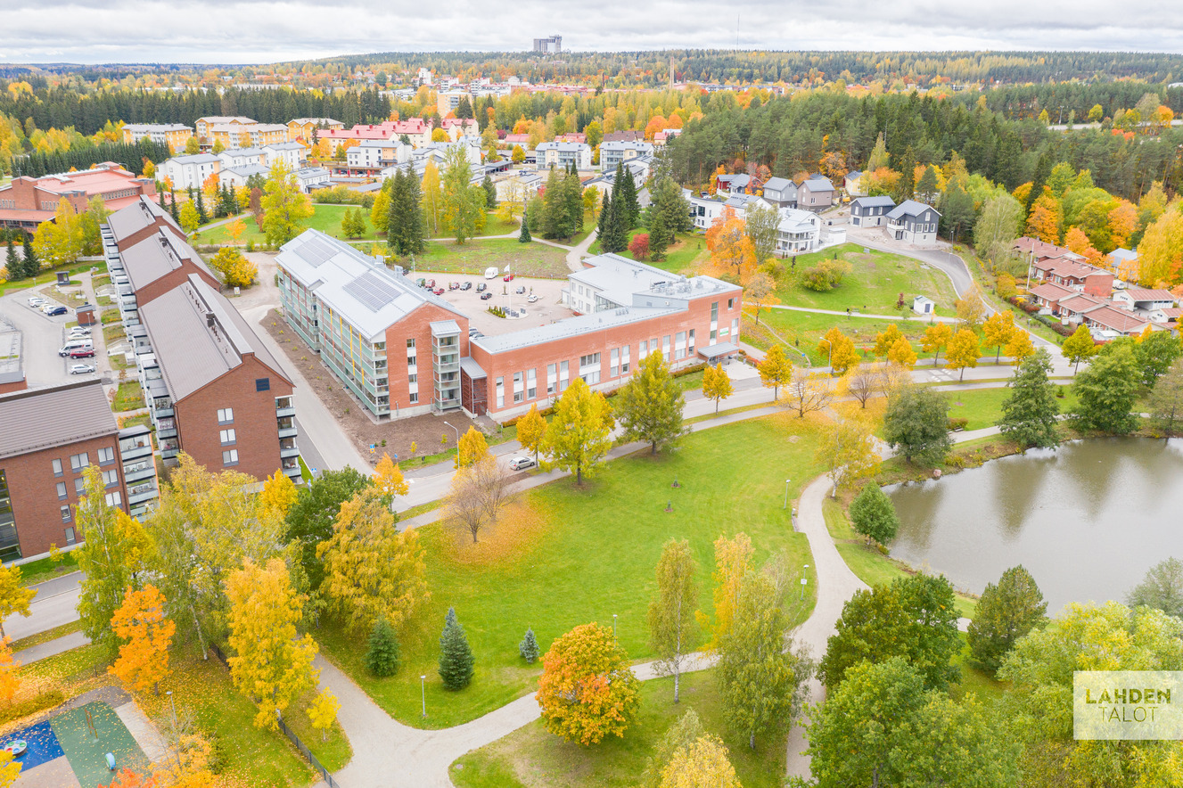 kiinteistön ulkokuva uudenpellonkatu 1 asemantausta id 4930 id 18025 1 id 18224