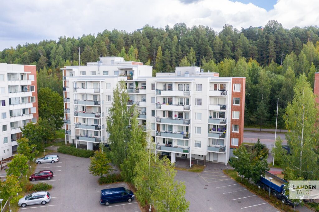 raamikatu 3 a 1; raamikatu 3 a 5; raamikatu 3 a 9; raamikatu 3 a 13; raamikatu 3 a 17 (id 1303)