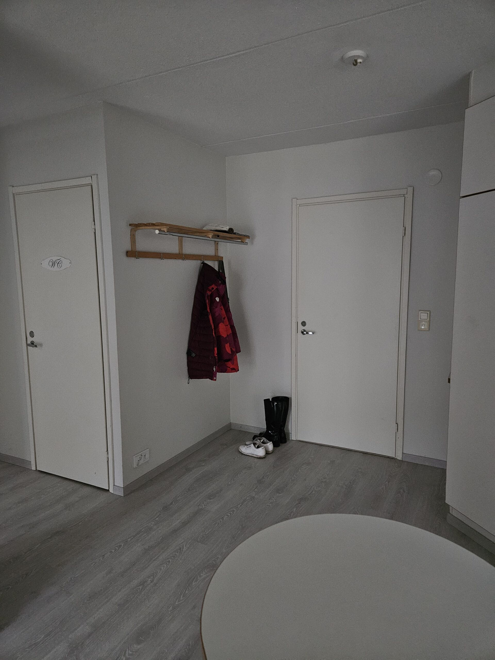 eteinen