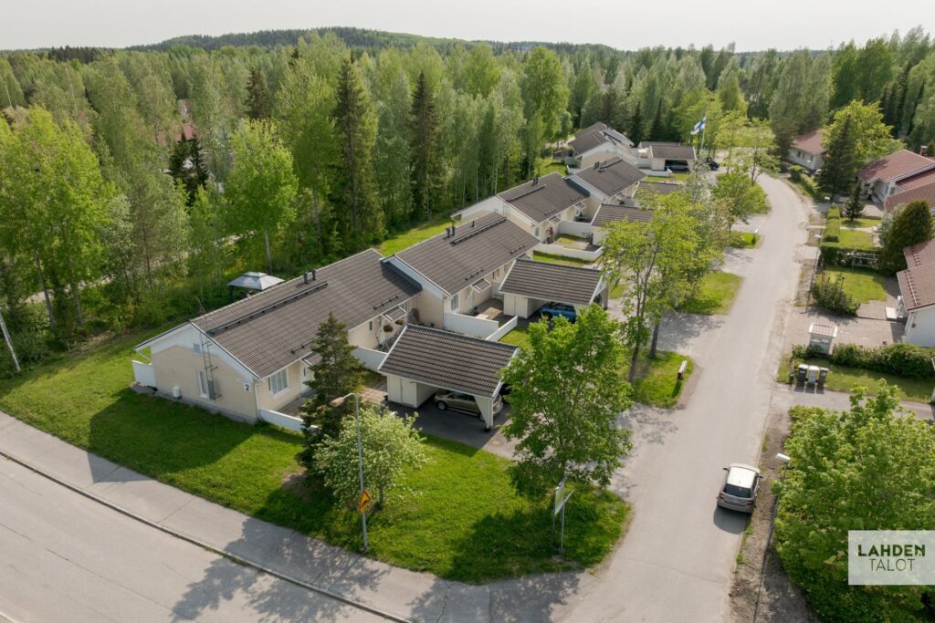Kiinteistön ulkokuva Alokkaankatu 2