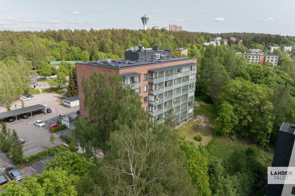 Kiinteistön ulkokuva Kivakatu 2