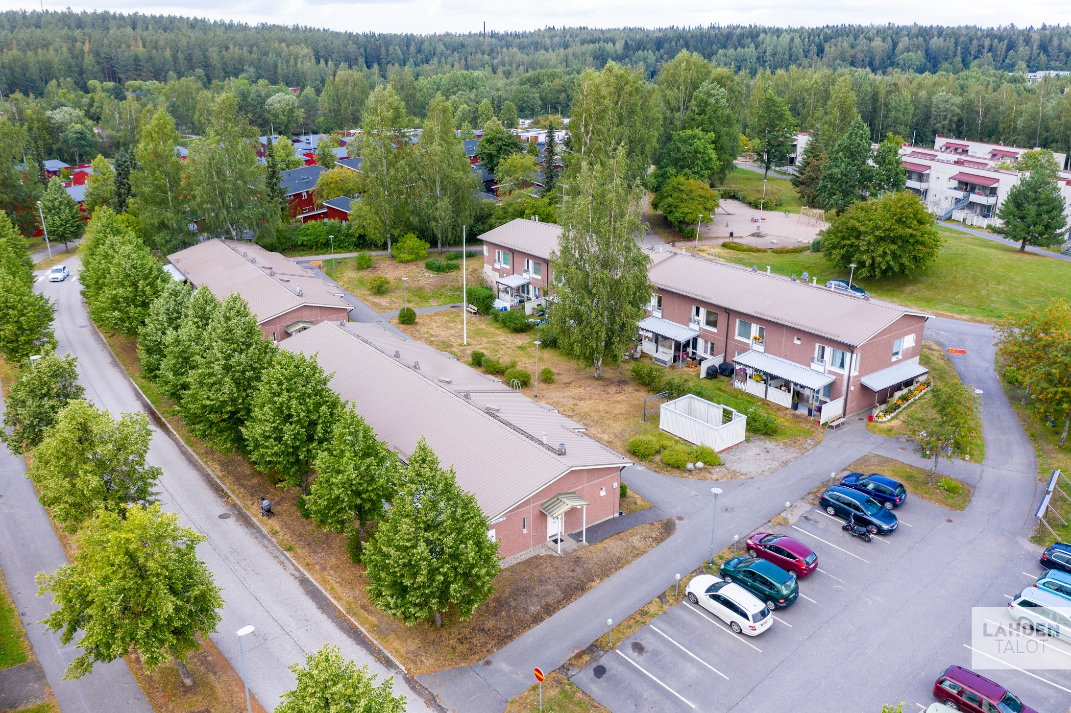 kiinteistön ulkokuva, erviänkatu 1