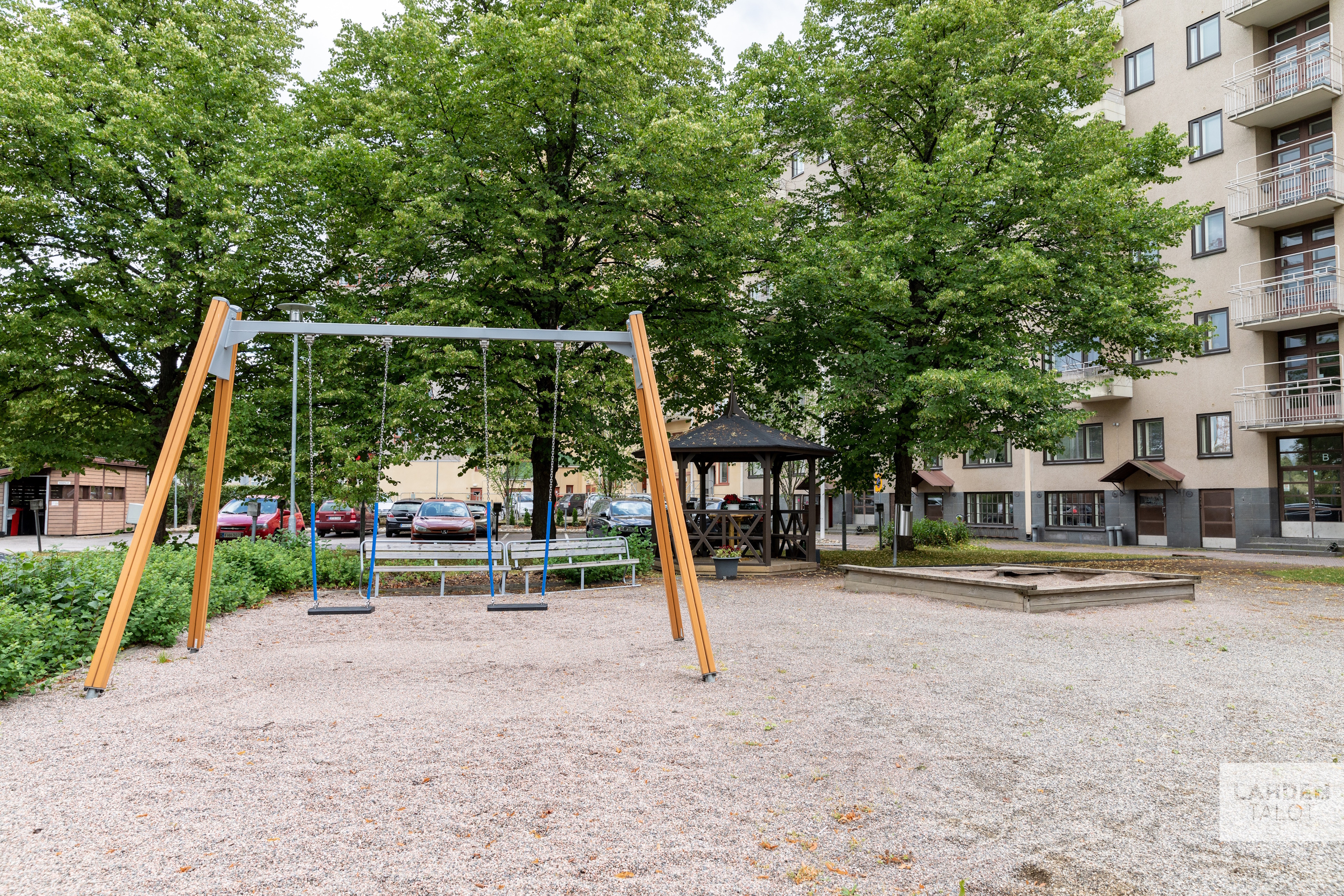 kiinteistön ulkokuva, hollolankatu 3