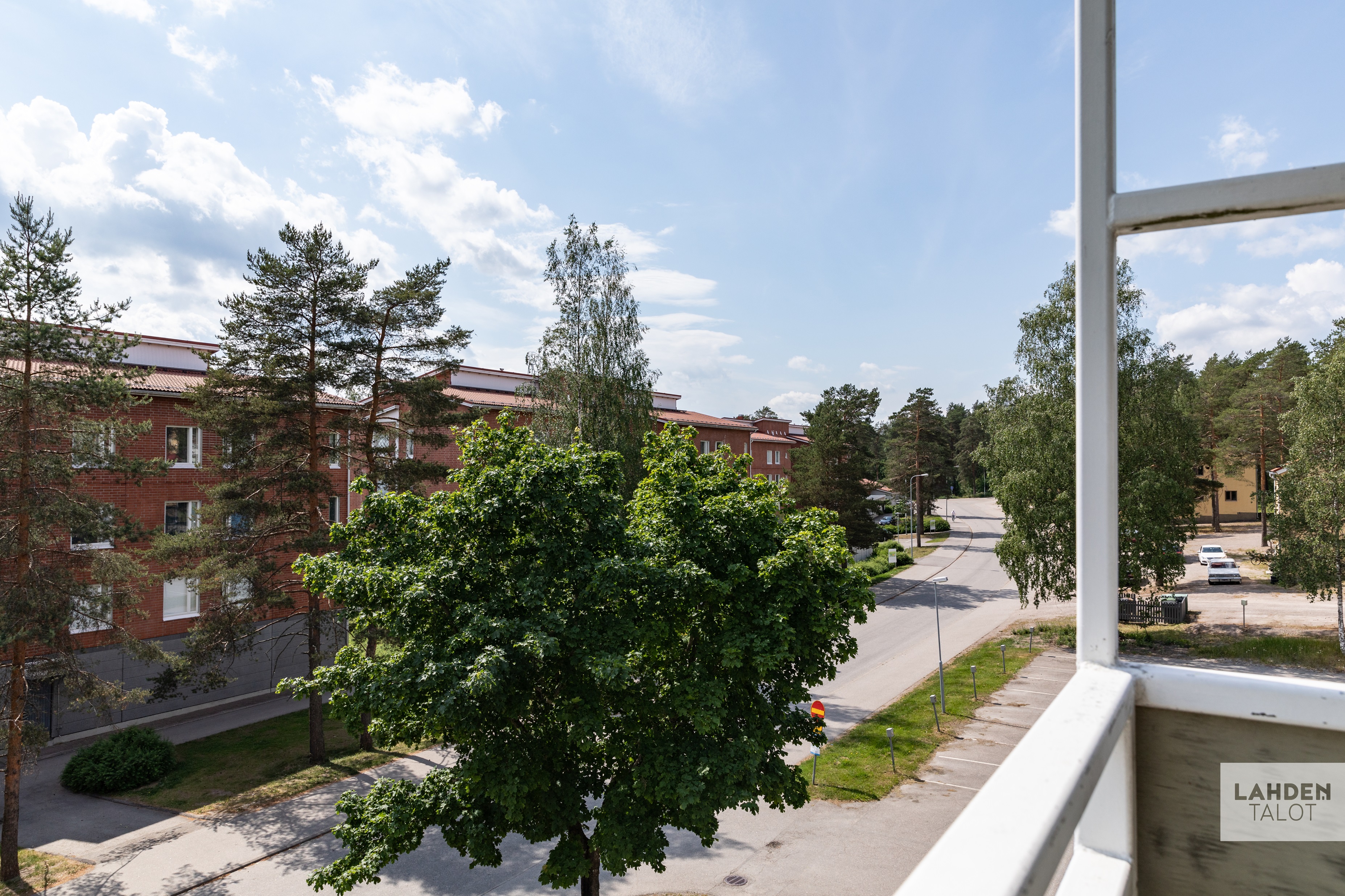 kiinteistön ulkokuva, päivärinteenkatu, kiekkostenkatu, kärpänen (id 5234)