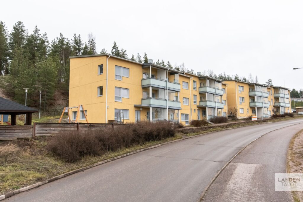 männistönrinteenkatu 16 a 12 (id 2146)